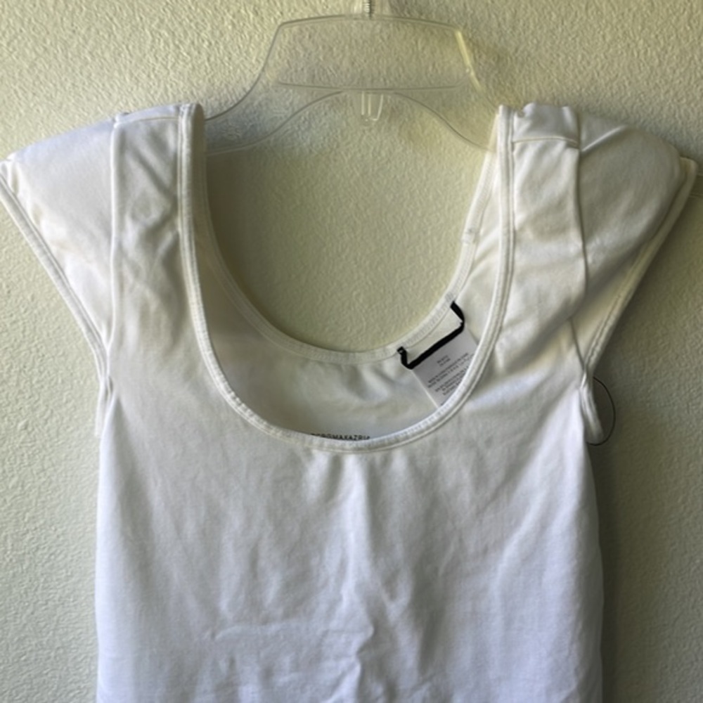 BCBGMaxAzria top with built-in bra and shoulder pads XS or Small - Picture 2 of 11